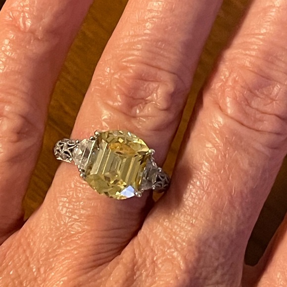 TACORI IV Canary Ring - Picture 1 of 7